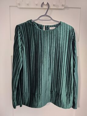 RIVA Emerald Green Pleated Velvet Blouse